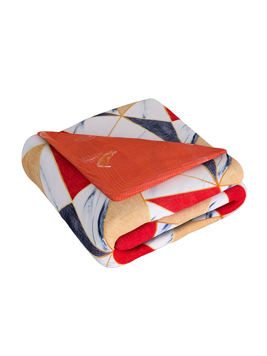 Red & White Geometric 120 GSM Microfiber Double Bed Dohar