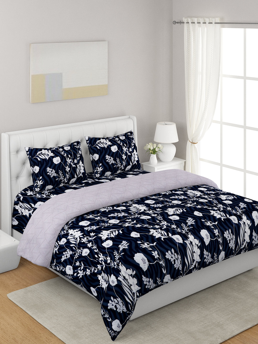 Black & White 4 Pcs Printed Double Queen Bedding Set