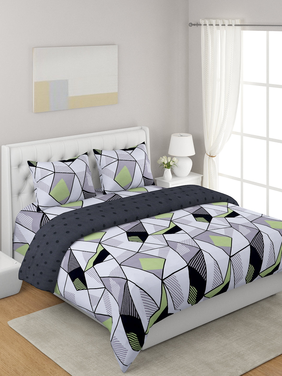 White & Grey 4 Pcs Geometric Printed Double Queen Bedding Set