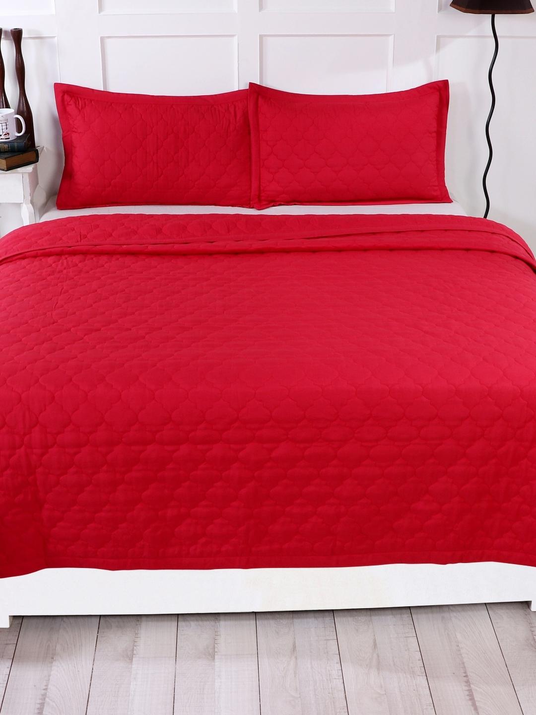 Double Bed Embroidered and Quilted Bedcover Set-Red