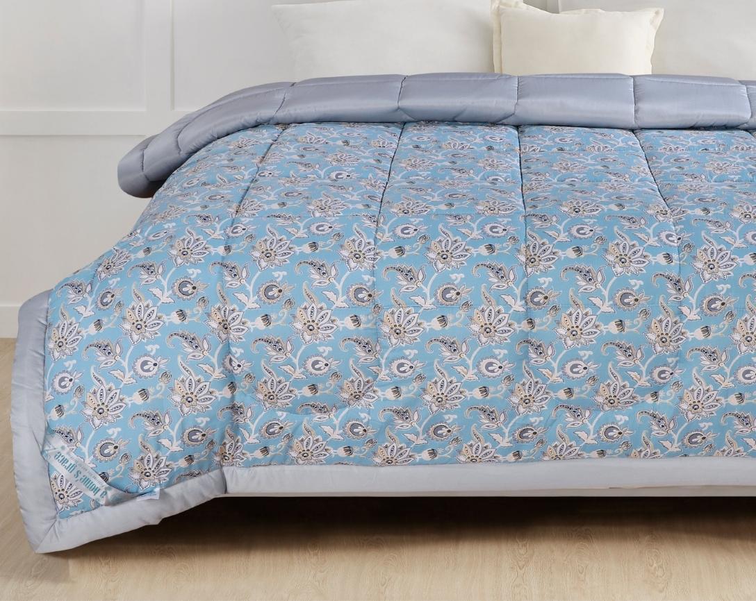 Subtle Blue and Grey Double Bed AC Comforter