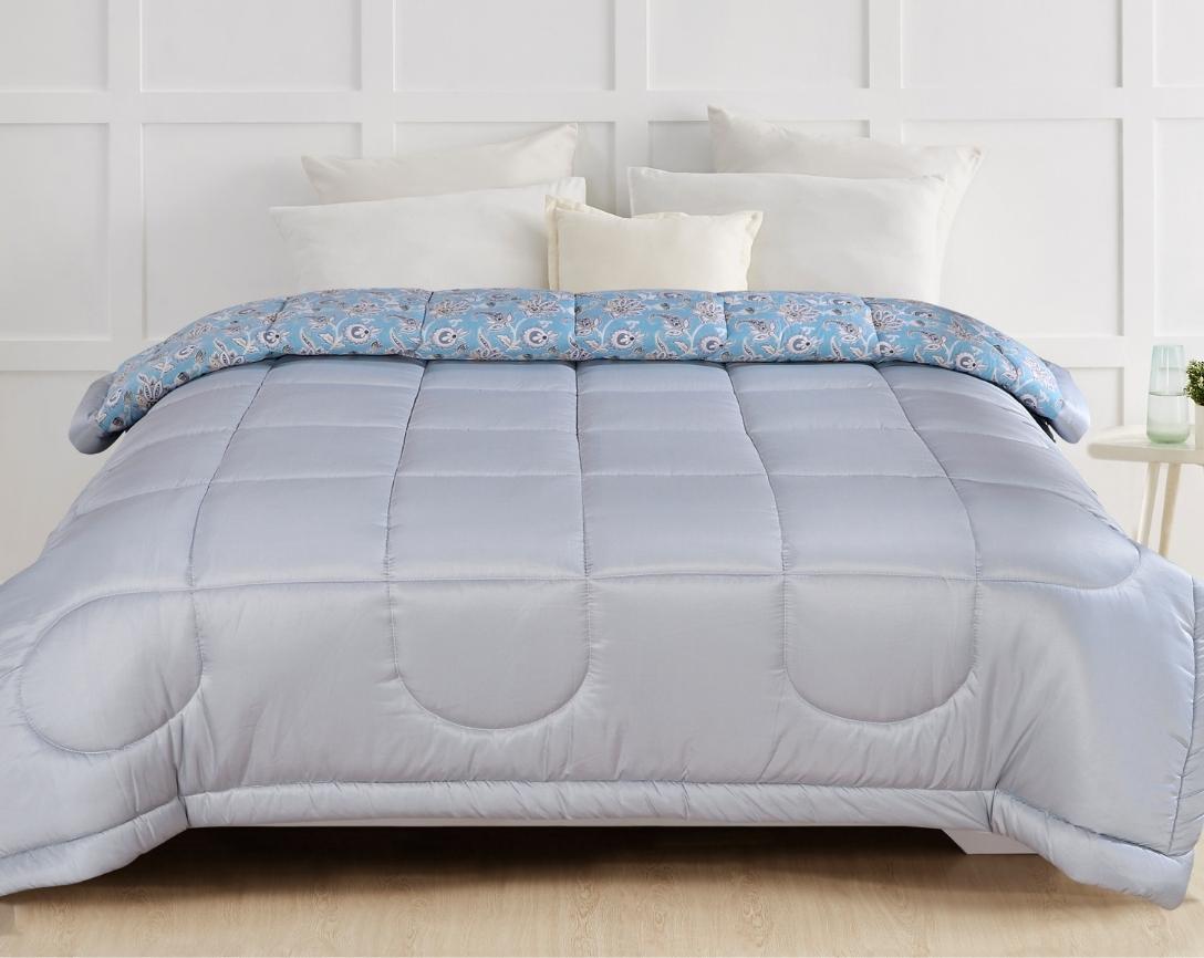 Subtle Blue and Grey Double Bed AC Comforter