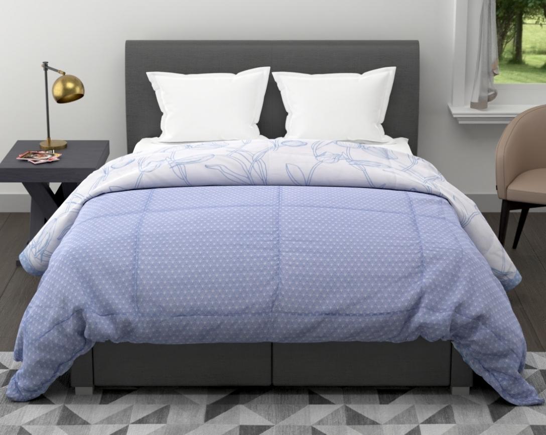 Sky blue and White Floral Double Bed Cozy Winter Quilt
