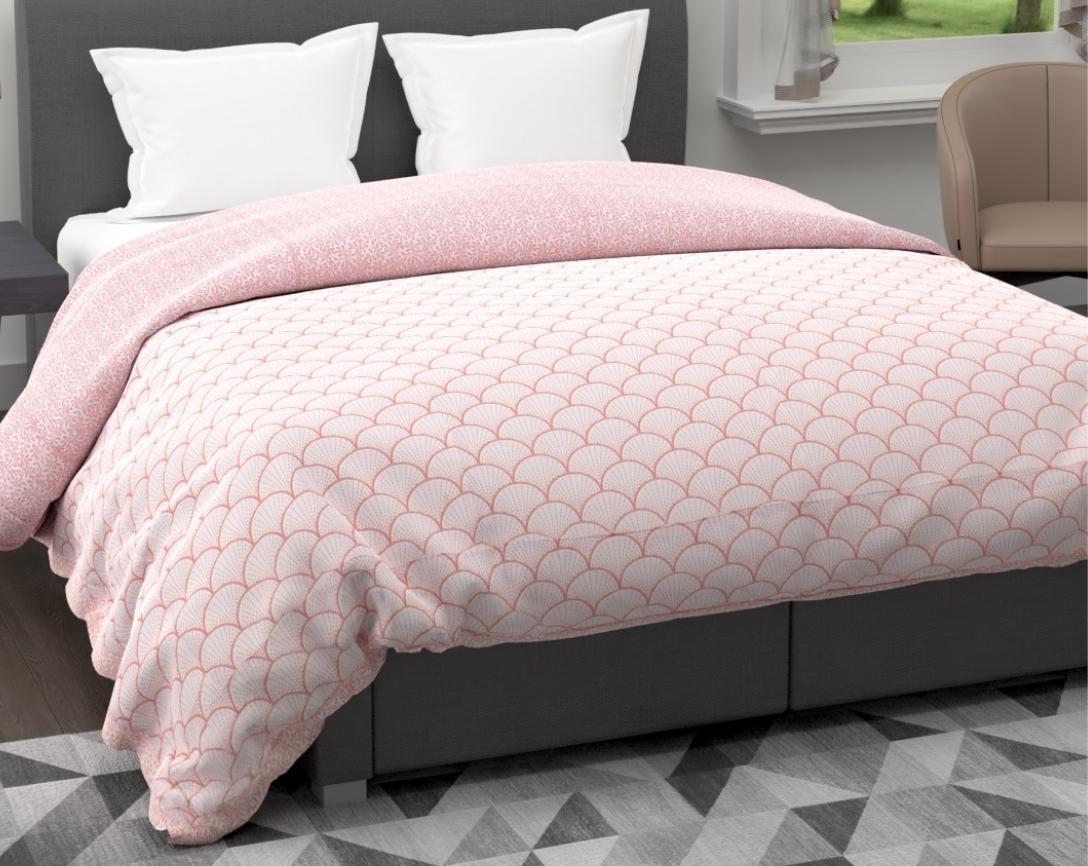 Peach and White Floral Double Bed Cozy Winter Quilt
