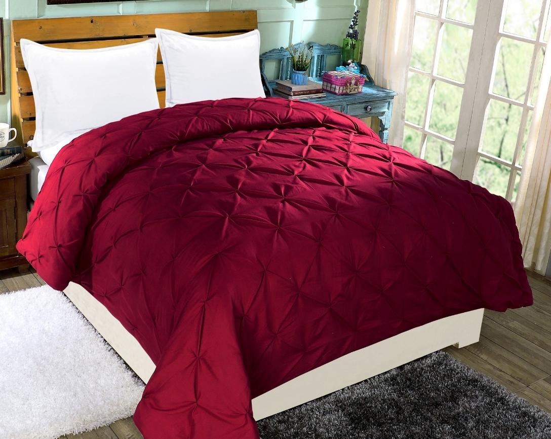Pinch Pleated Double Bed Comforter-Maroon