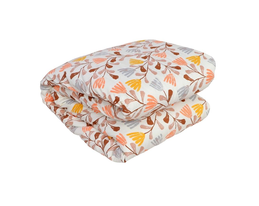 Pinch Pleated Double Bed Comforter-Maroon