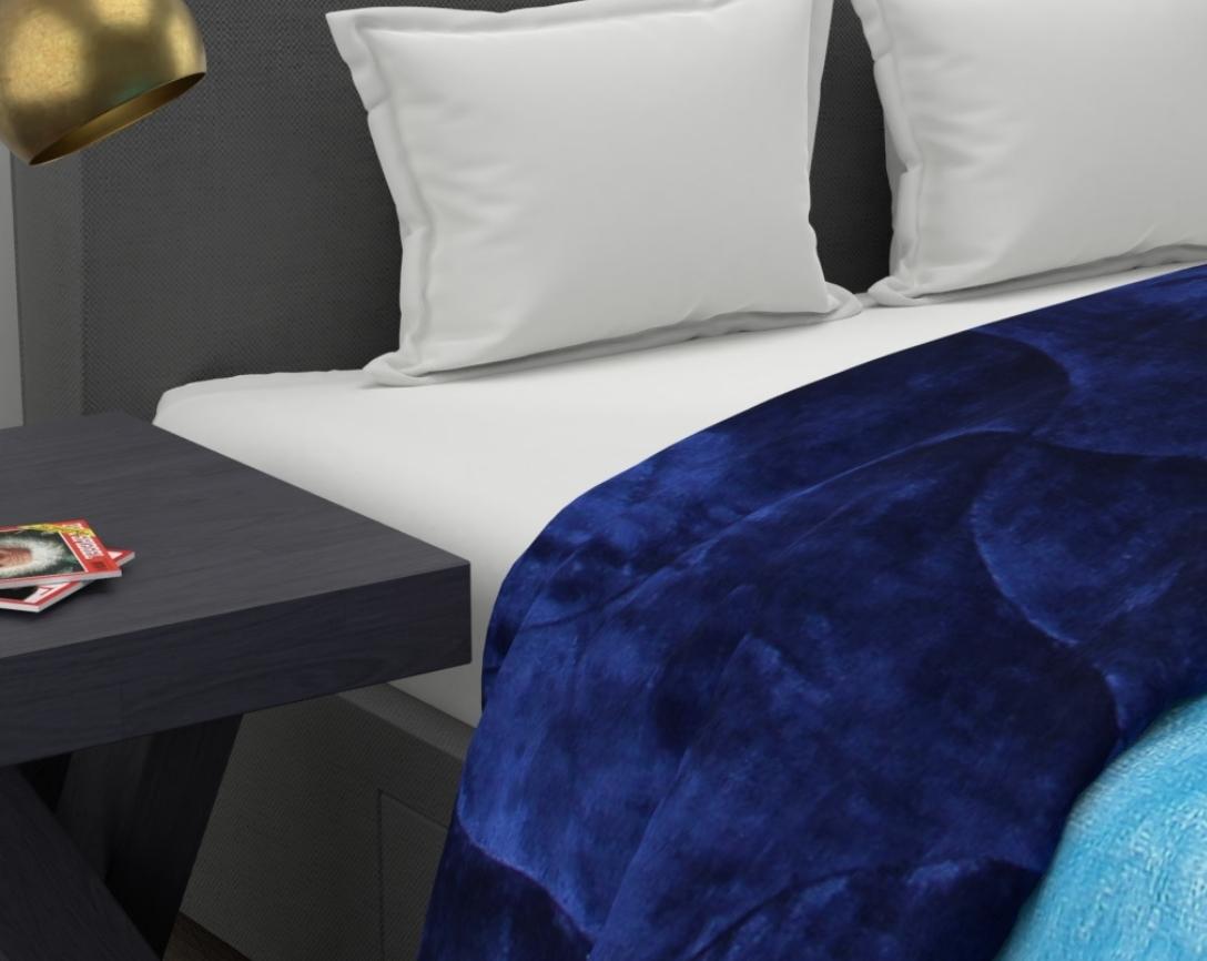 Soft and Cozy Reversible Double Bed Winter Quilt (Aqua Blue and Navy Blue, 850 GSM)
