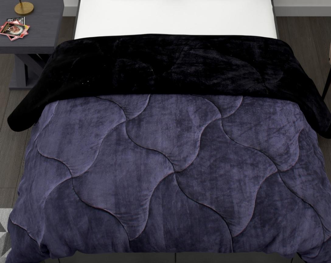 Soft and Cozy Reversible Double Bed Winter Quilt (Black and Grey, 850 GSM)