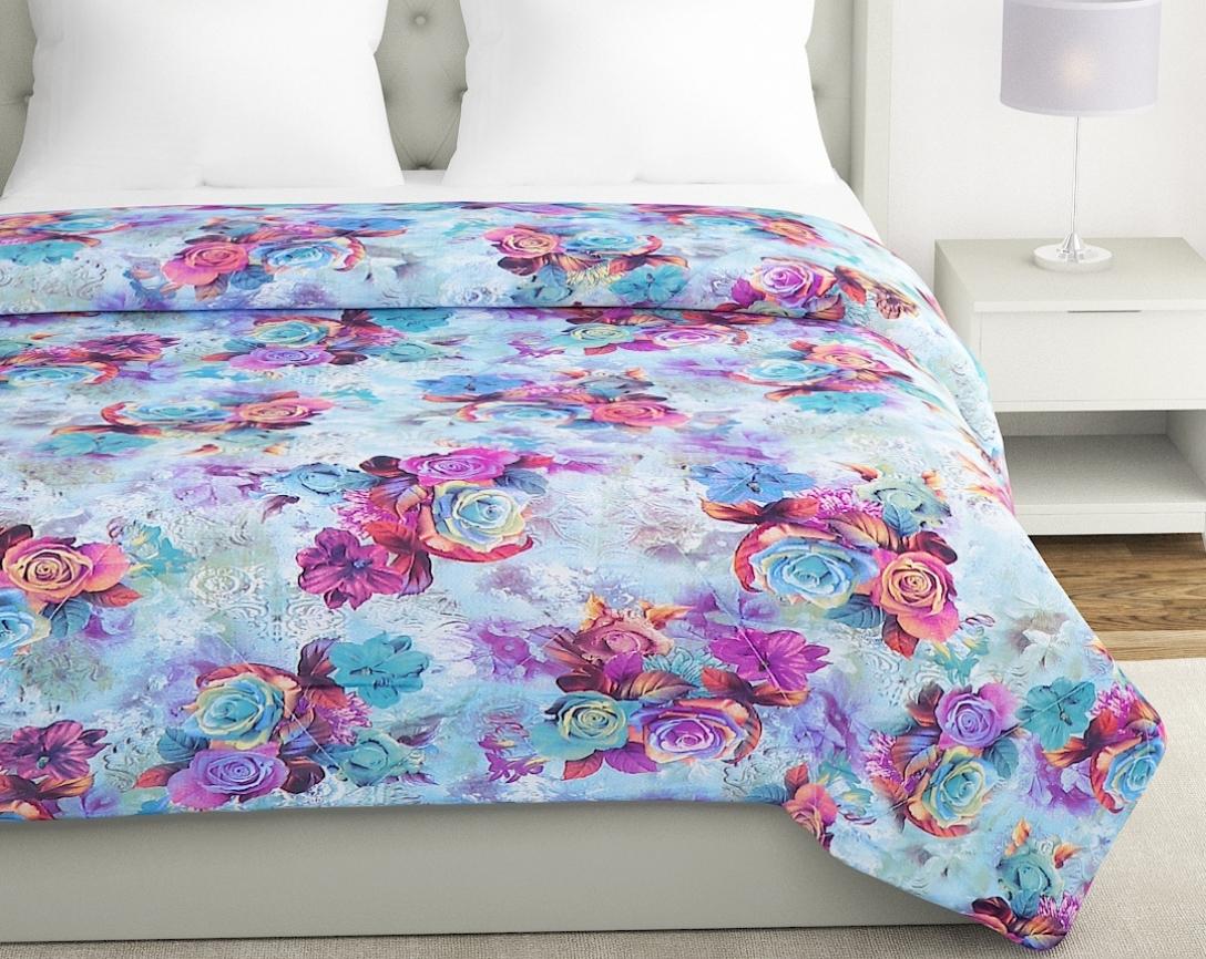 Multicolor Floral Double Bed Comforter-Blue