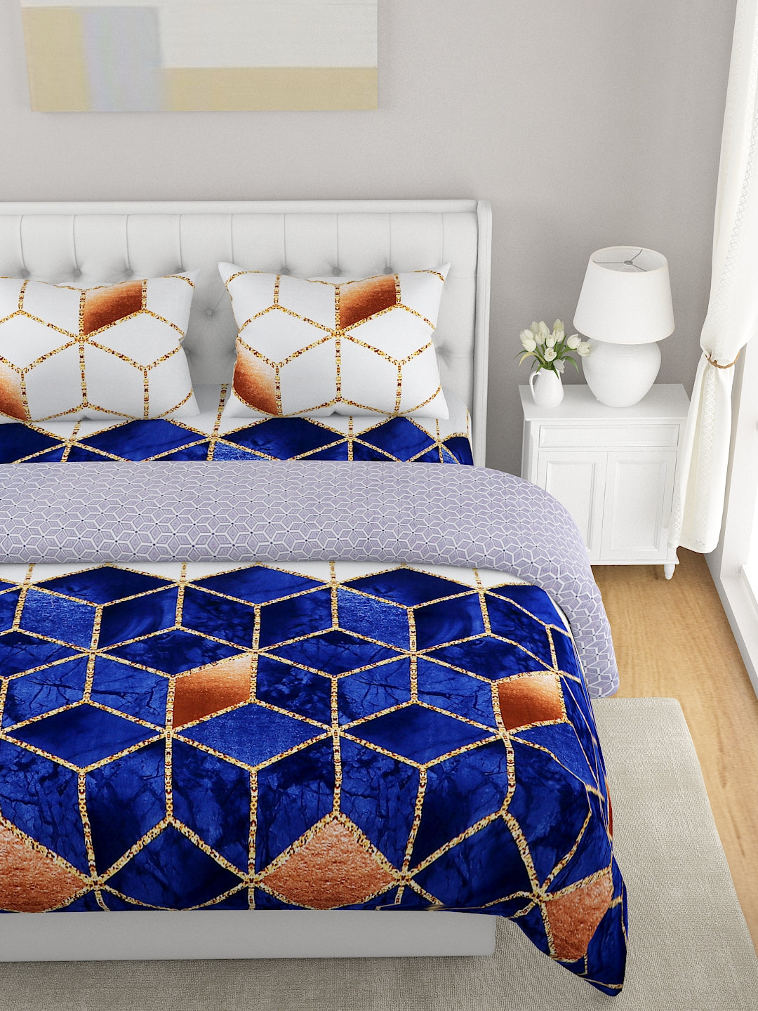 Blue & White 4-Pcs Geometric Printed Double Queen Bedding Set