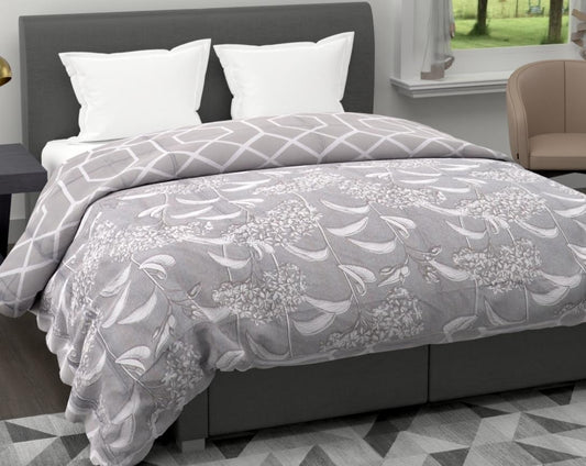 Grey and White Floral Double Bed Cozy Winter Quilt