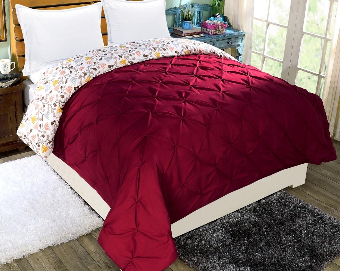 Pinch Pleated Double Bed Comforter-Maroon